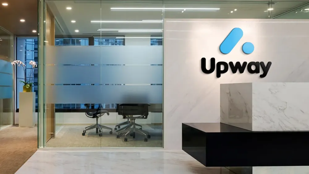 Anuncio de ejemplo en Facebook con la oficina de Upway